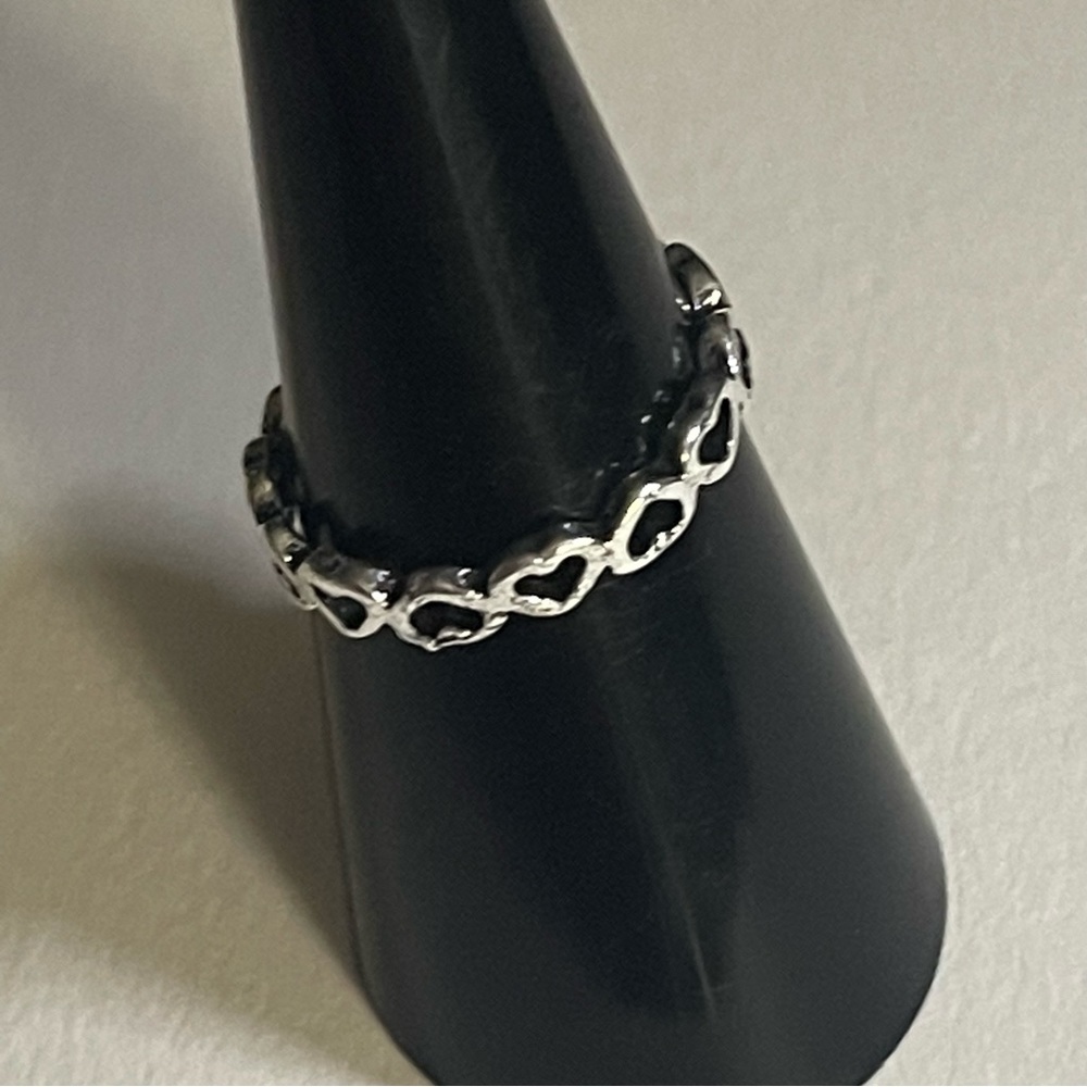 New Sterling Silver Handmade Bohemian Cut Out Heart Petite Minimalist Band Ring - Picture 3 of 9